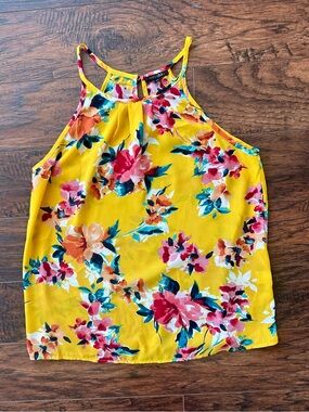 Papermoon Arlene Halter Blouse Floral Yellow Tank Top | Stitch Fix | Medium
